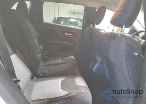 2016 Jeep Cherokee Sport из США, поврежденный, VIN 1C4PJMAB9GW170805